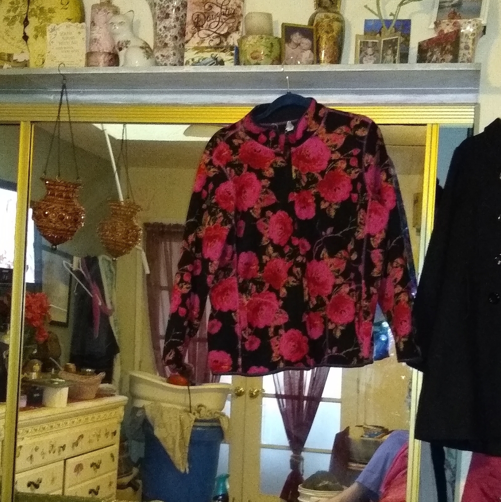 Sport savvy woman's jacket L